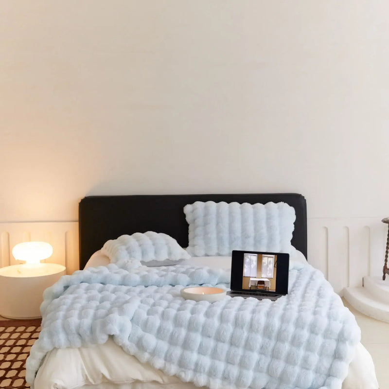Ultra Soft Cozy Fleece Blanket
