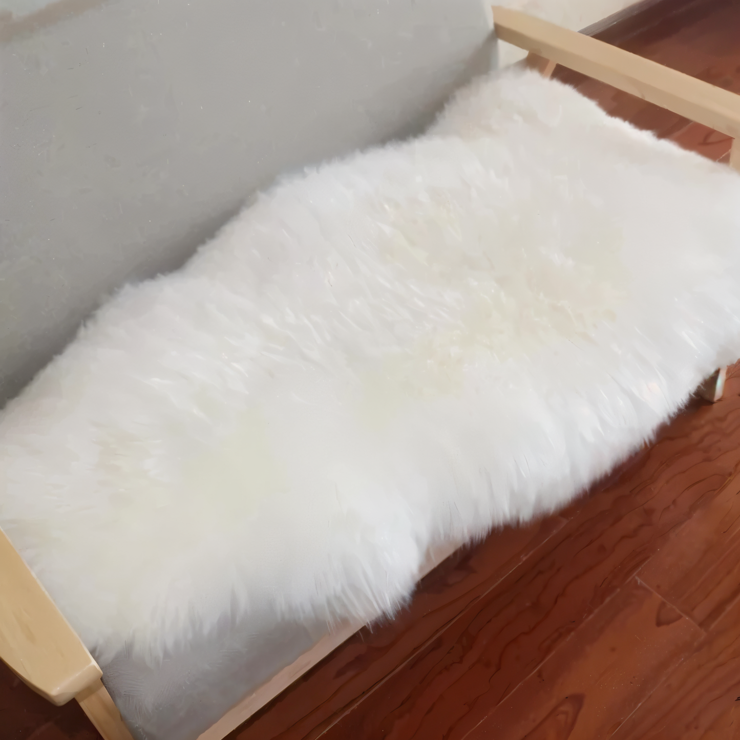 Plush Faux Fur Area Rug – Soft Fake Sheepskin Mat