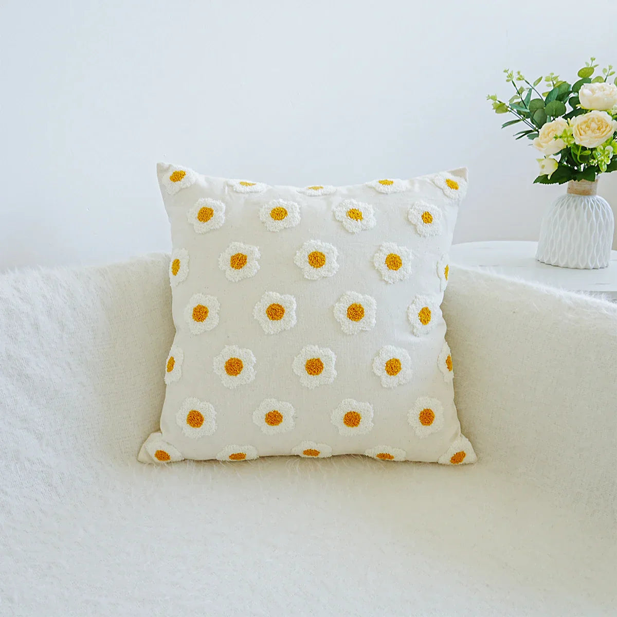Decorative Floral Sofa Cushion Cover with Daisies Design
