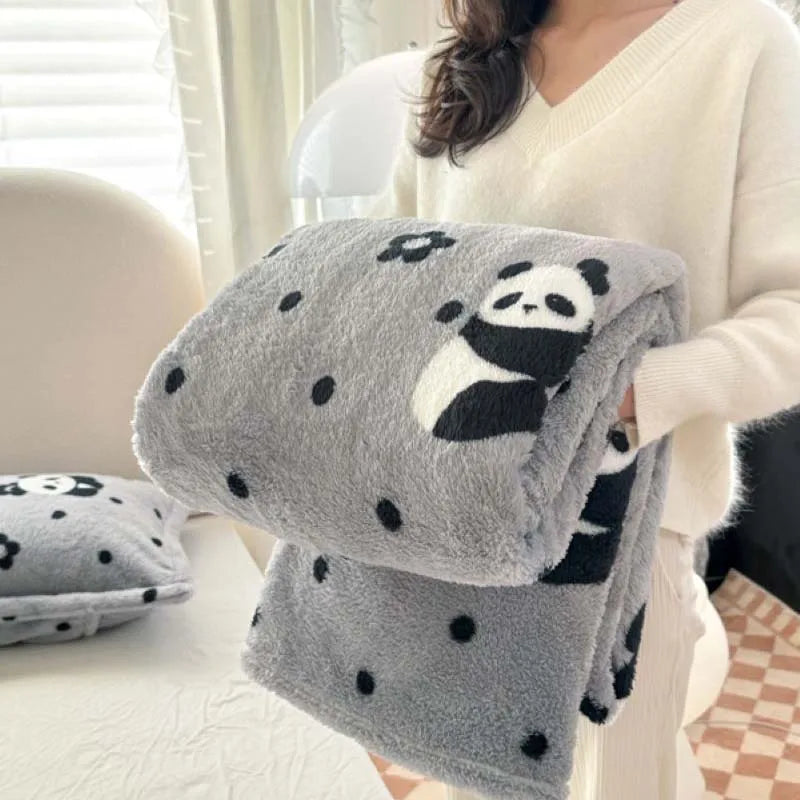 Cozy Plush Throw Blanket with Checked Design