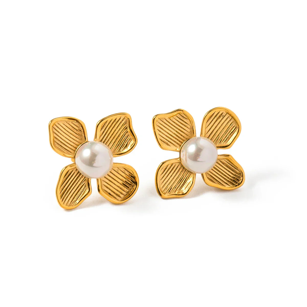 Luxury 18k Gold Pearl Flower Pendant