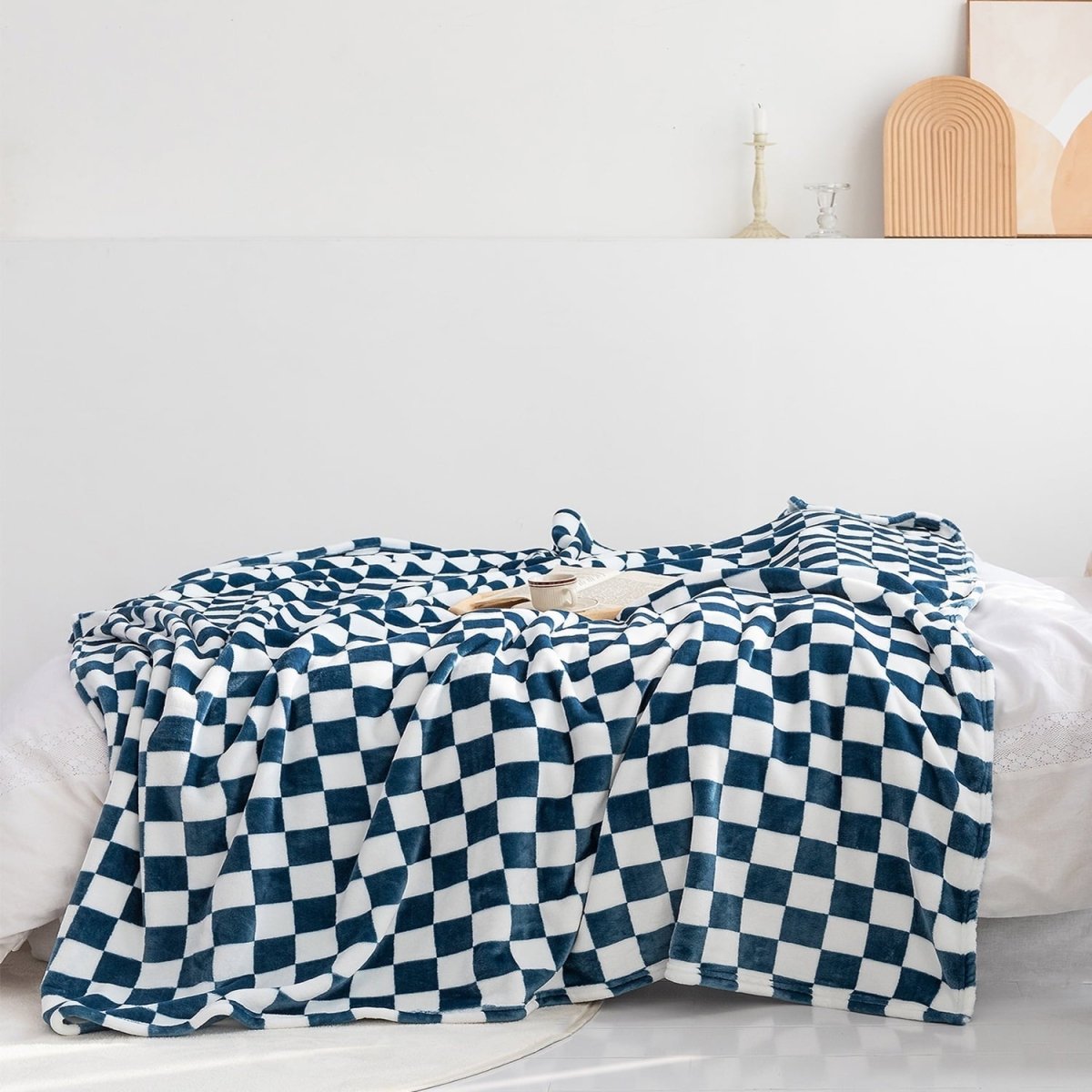 Ultra Soft Fleece Throw Blanket