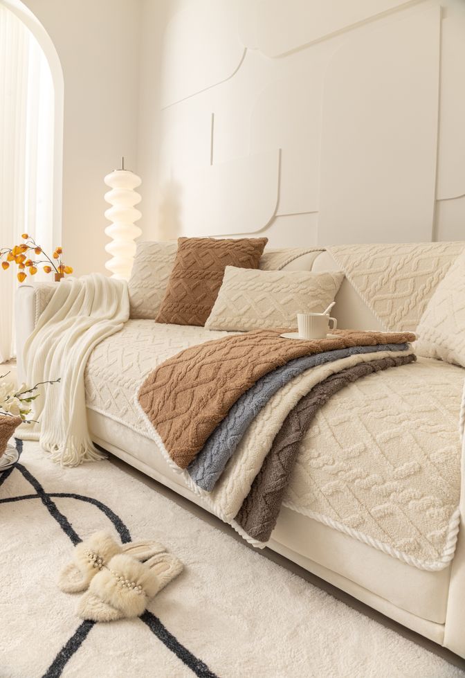 Fits Most | Simple One-Piece Couch Cover