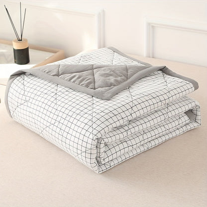 Stylish Plaid Throw Blanket for Chill Nights