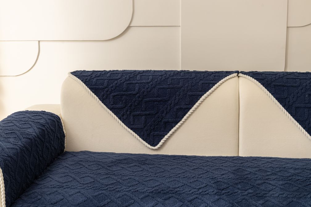 Fits Most | Simple One-Piece Couch Cover