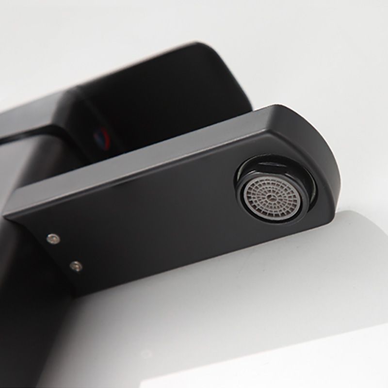 Stylish Single Handle Bathroom Sink Faucet