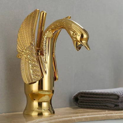 Luxury Brass Single Handle Bathroom Faucet