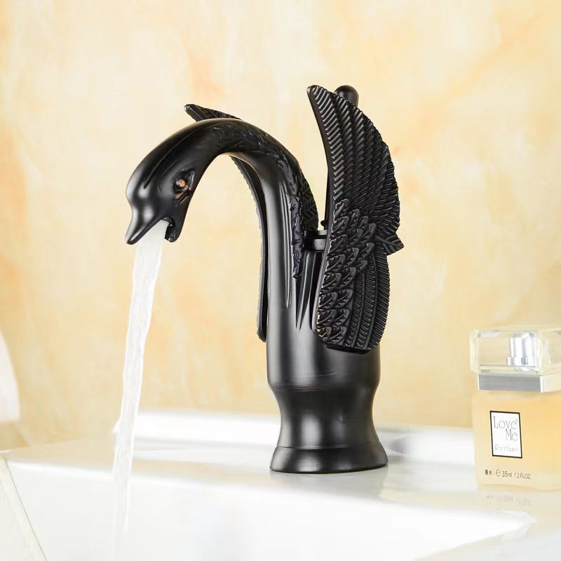 Luxury Brass Single Handle Bathroom Faucet