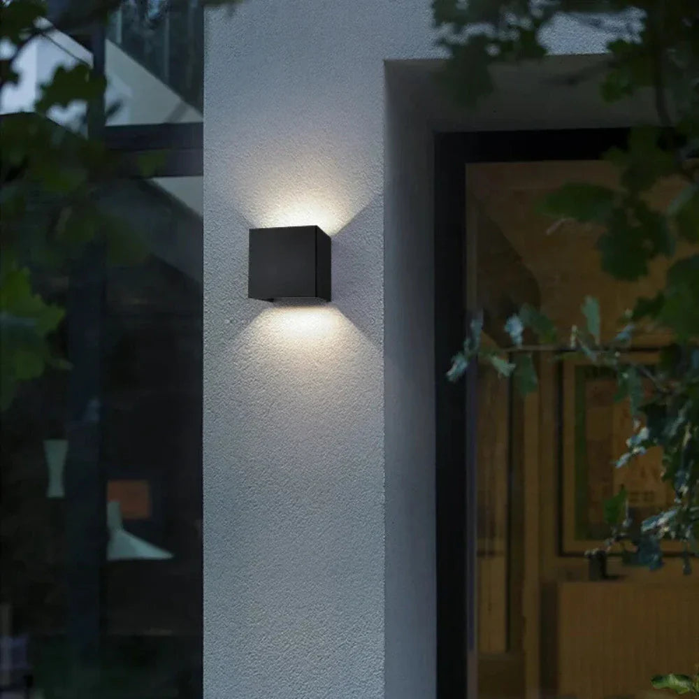Flexible LED Mounting Lamp