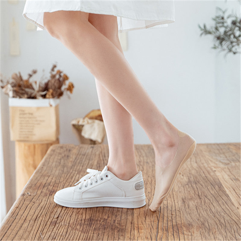 Ultra Thin Cooling Socks Made of Silk - Yeezlab