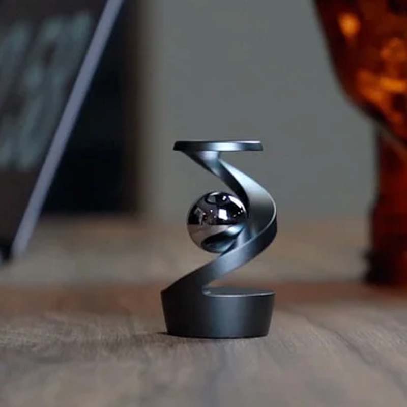 Unique Dynamic Office Desk Toy