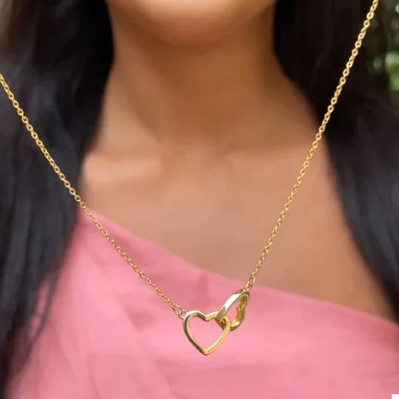 Lovely Couple Heart Pendant Necklace Gift Set