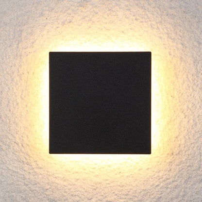 Sleek Outdoor LED Wall Light Metal Finish