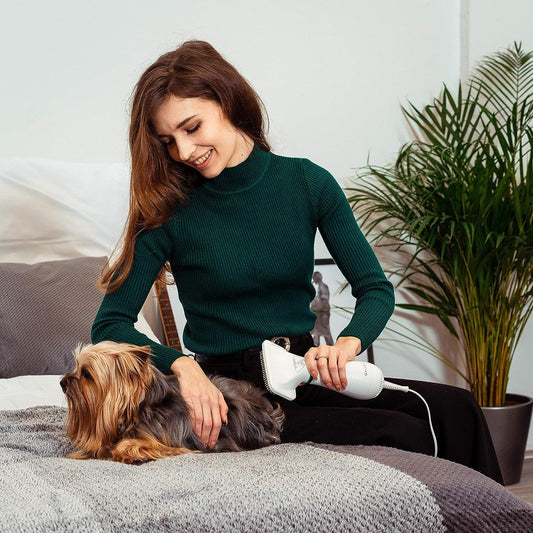 Compact Pet Grooming Kit with Detachable Comb and Blower - Yeezlab