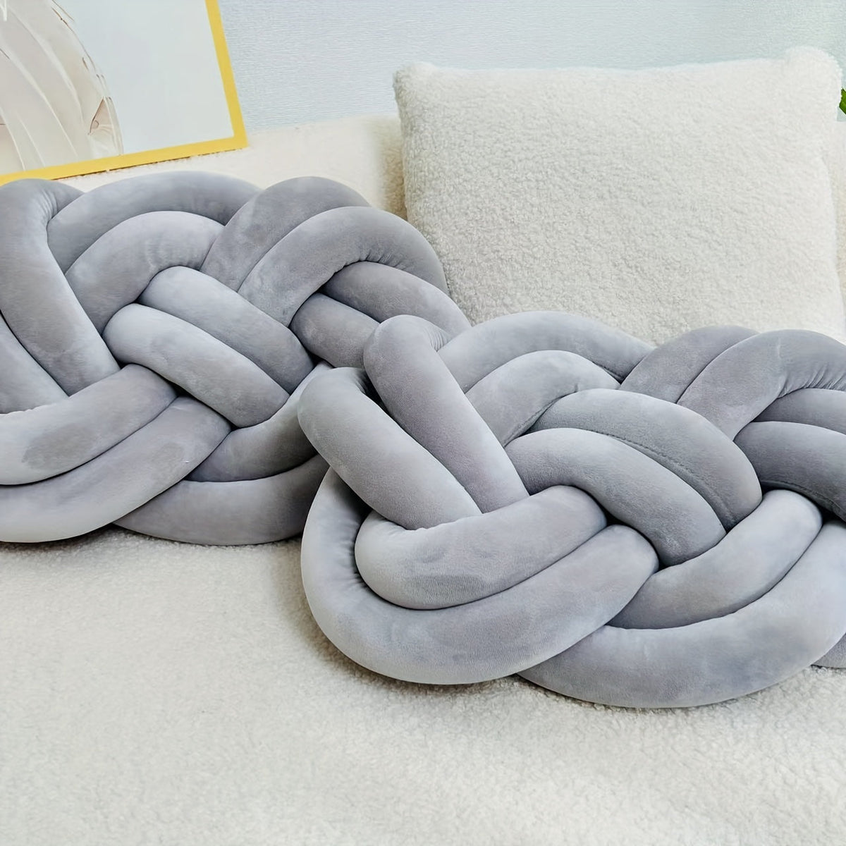 Plush Cloud Pillow - Soft Deluxe Rest Pillow