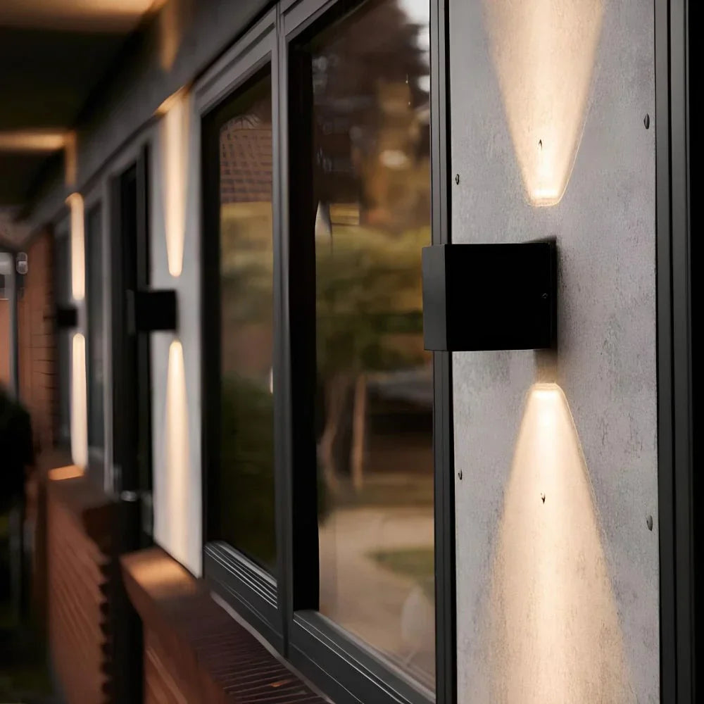 Flexible LED Mounting Lamp