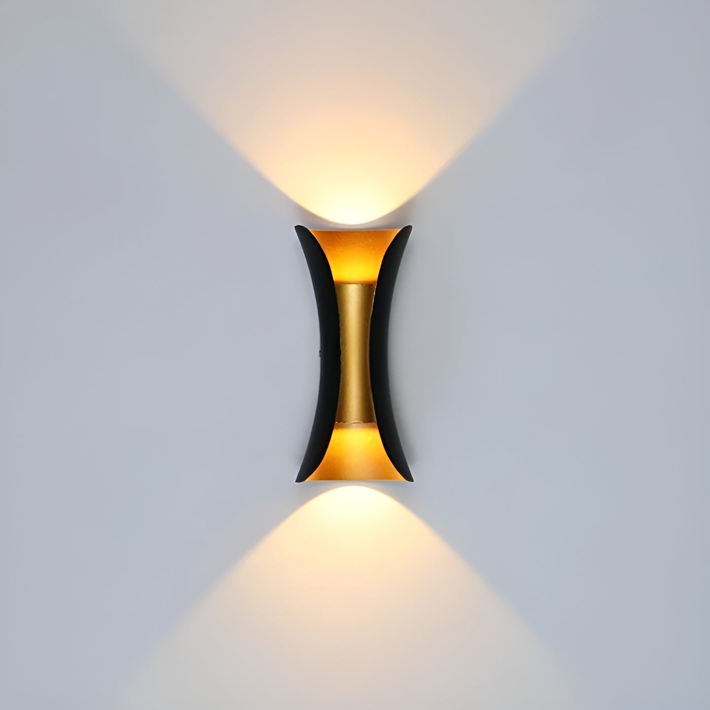 Modern Outdoor LED Wall Light