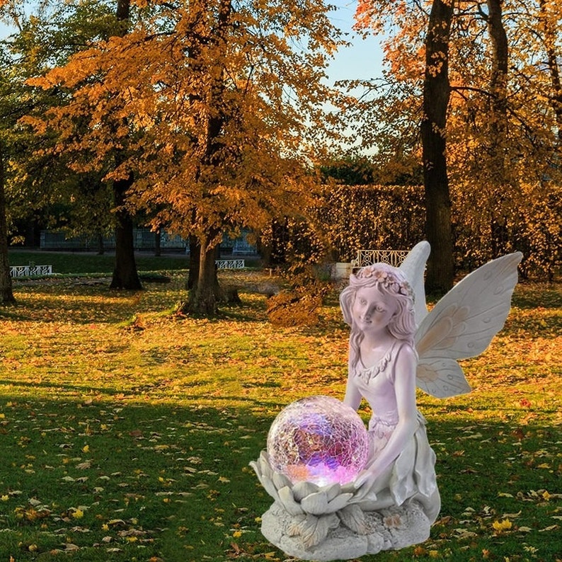 Solar Garden Fairy Statue – Weatherproof Resin Outdoor Ornament with LED Light