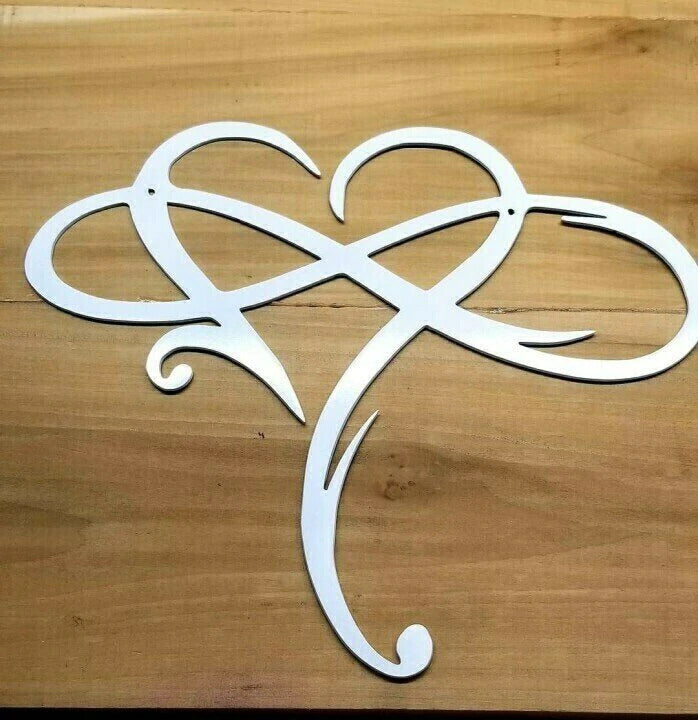 Lovely Metal Heart Wall Decor