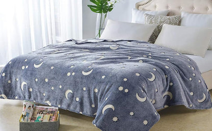 Cozy Glow Throw Blanket – Plush & Warm