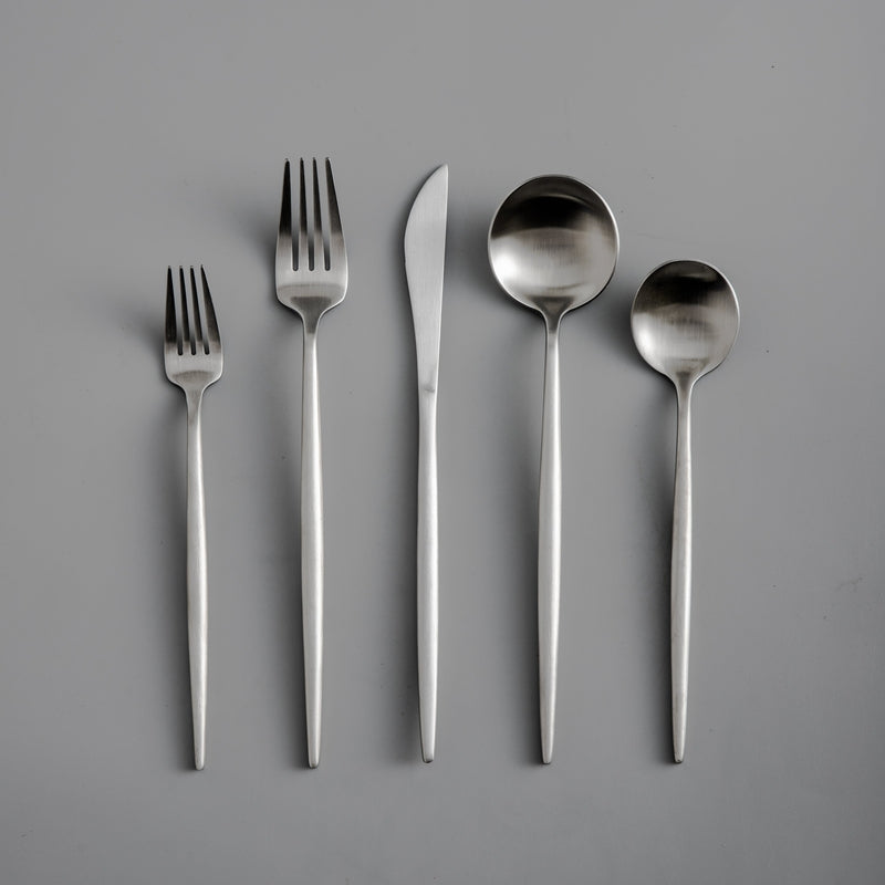 Premium Metal Flatware Set in Trendy Colors