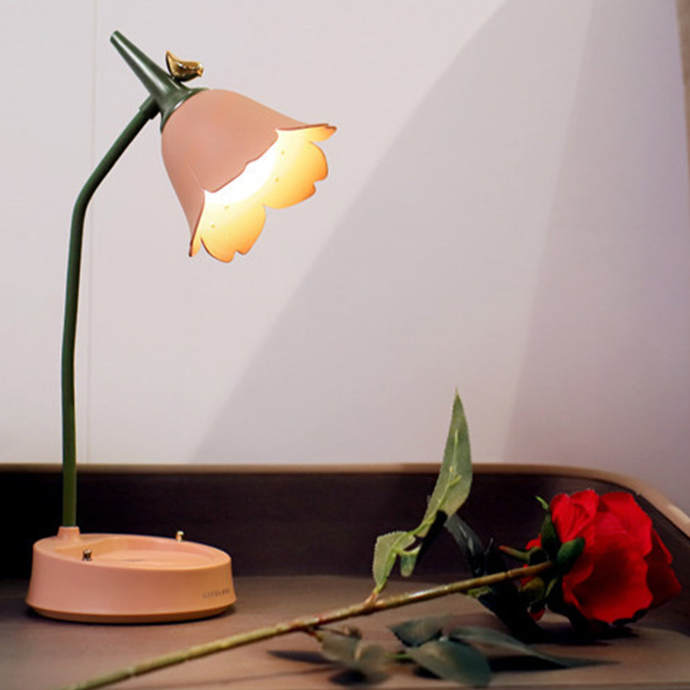 Wireless Petal Table Lamp