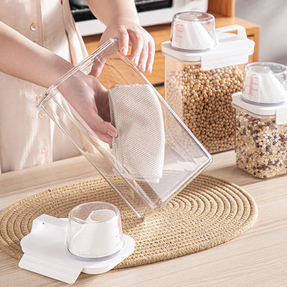 Fresh Food Storage Container with Measurement Cup