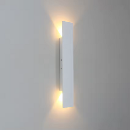 Durable Outdoor Metal Wall Light