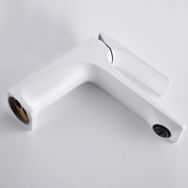 Modern Bathroom Sink Faucet with Sleek Design