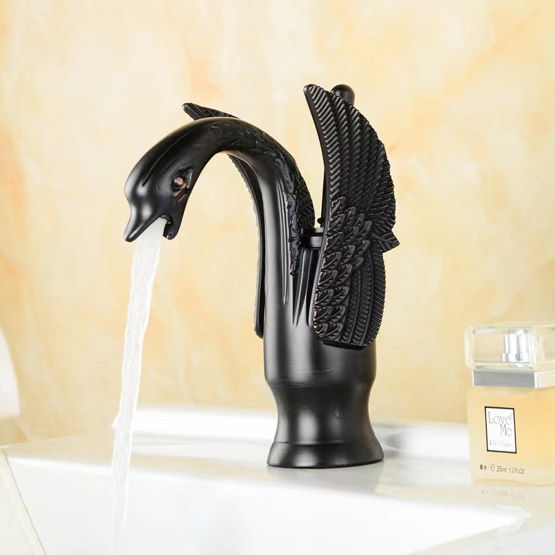 Luxury Brass Single Handle Bathroom Faucet