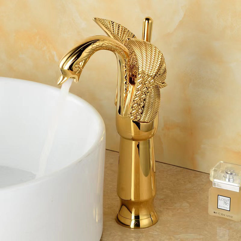 Luxury Brass Single Handle Bathroom Faucet