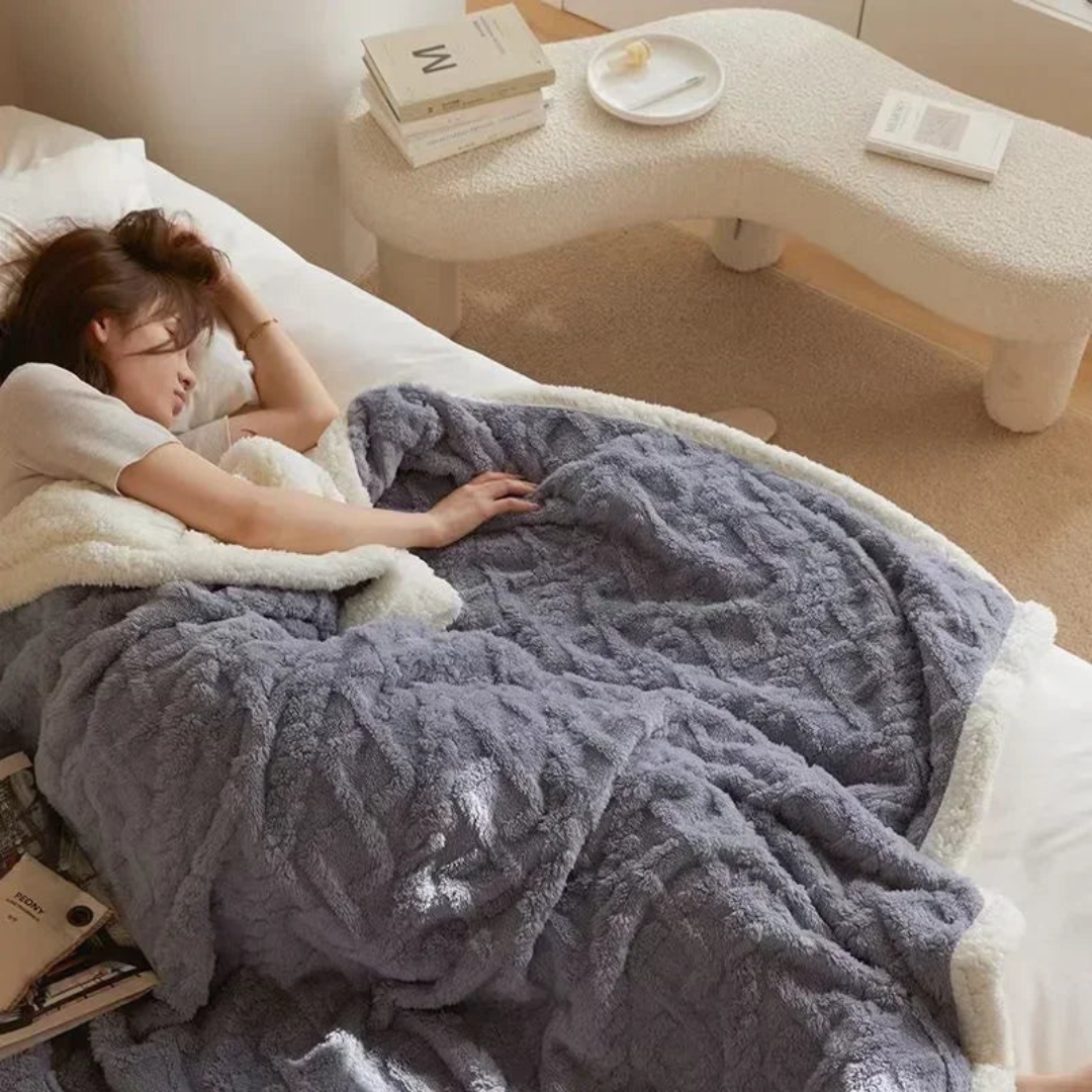 Plush Cozy Fleece Throw Blanket for Bed and Couch