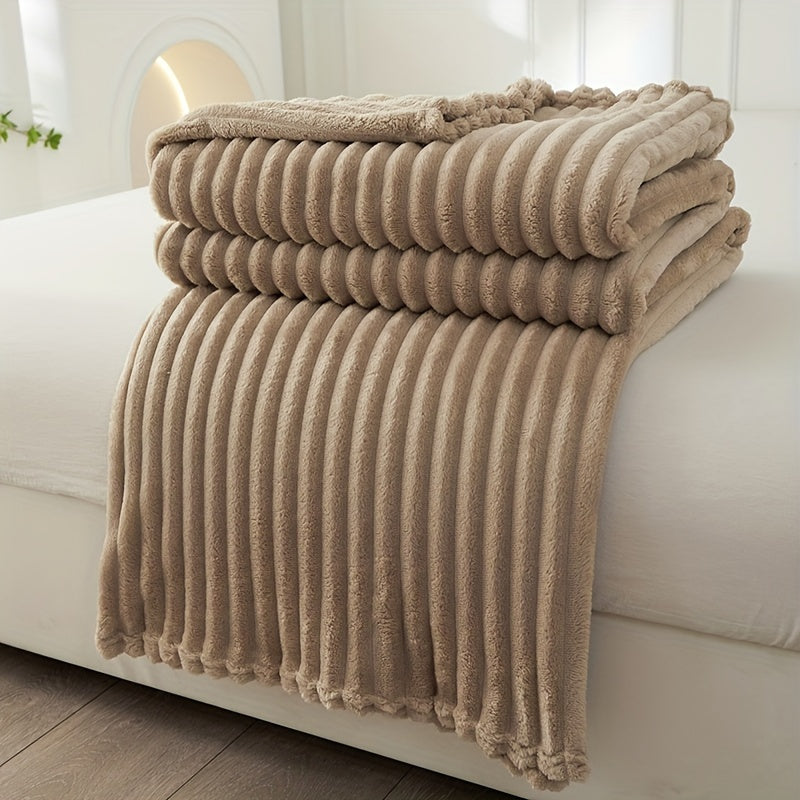 Cozy Fleece Blanket with Textured Pattern