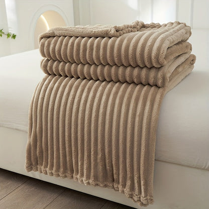 Cozy Fleece Blanket with Textured Pattern