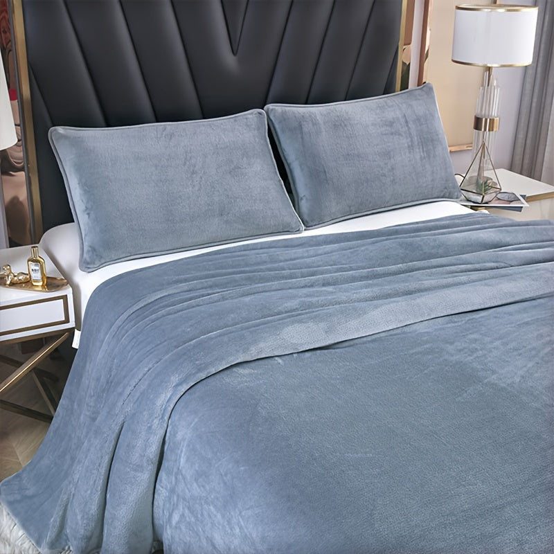 Soft Plush Fleece Blanket for Ultimate Cozy Warmth