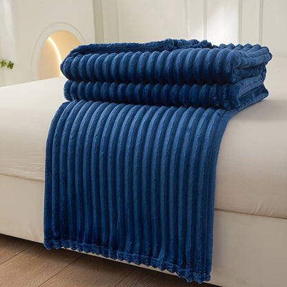 Cozy Fleece Blanket with Textured Pattern - Yeezlab
