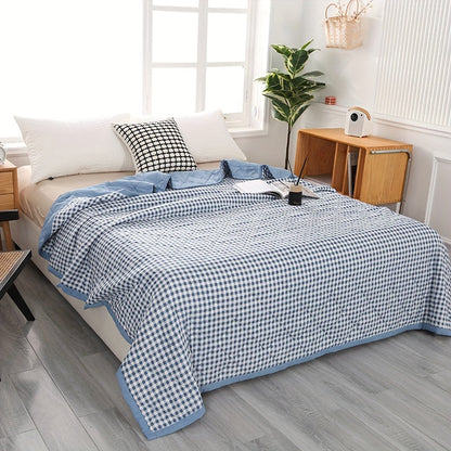 Stylish Plaid Throw Blanket for Chill Nights
