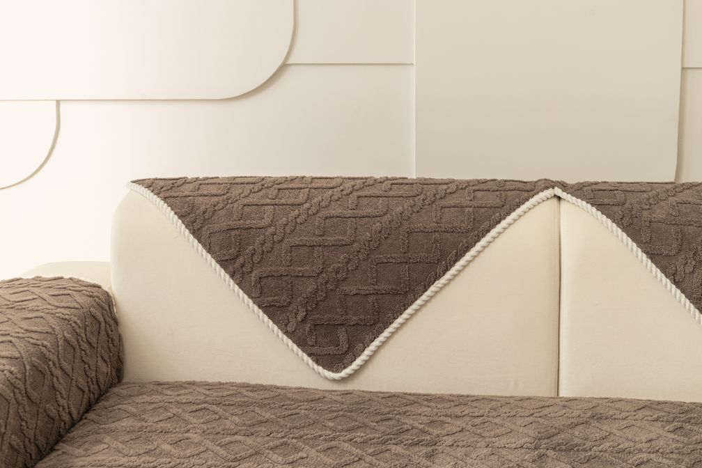 Fits Most | Simple One-Piece Couch Cover