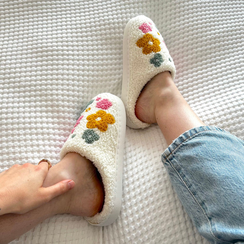 Cozy Floral Slipper Shoes with Grip Soles