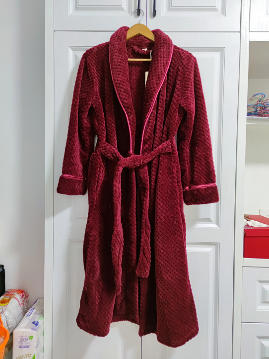 Plush Bathrobe with Hood and Adjustable Waist Belt - Yeezlab