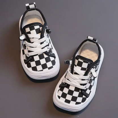 Comfortable Kids Barefoot Running Shoes - FlexiSteps