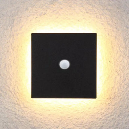 Sleek Outdoor LED Wall Light Metal Finish