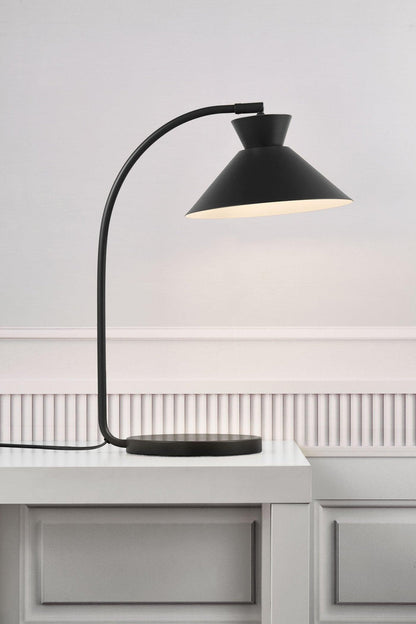 Vintage Chic Table Lamp