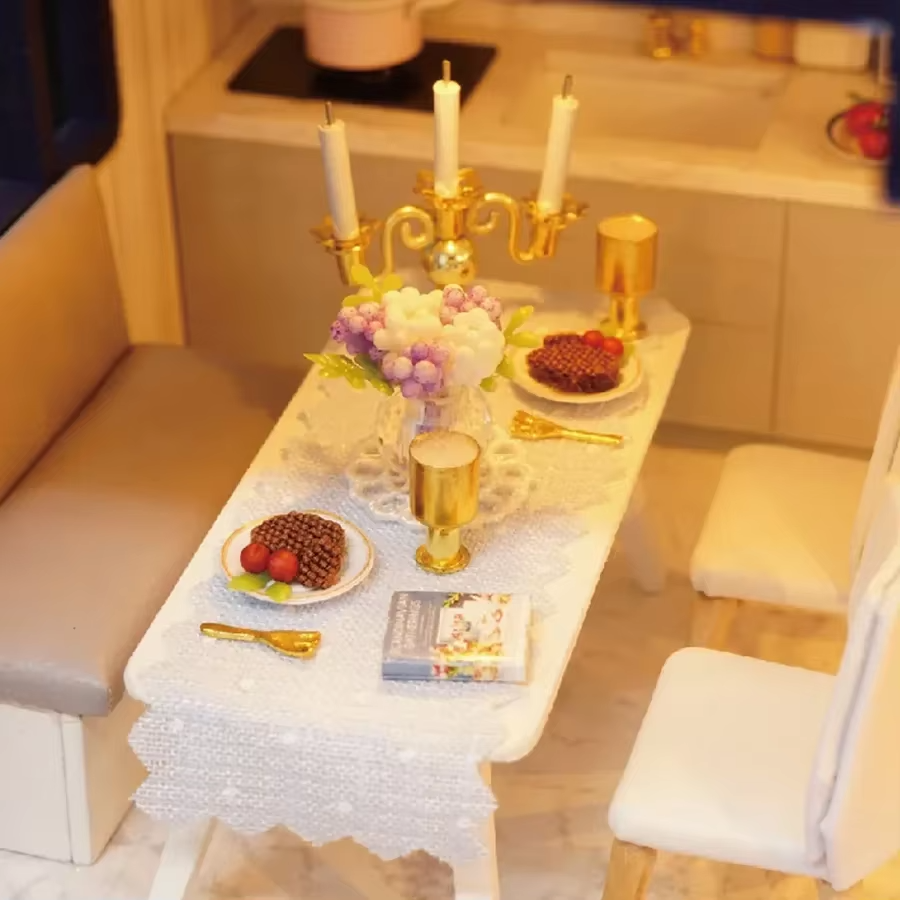 Mini Wooden Dolls House for Kids Creative Play