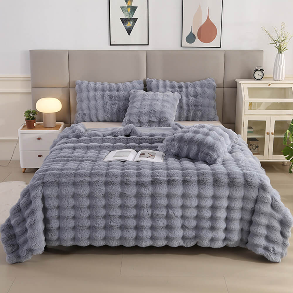Luxurious Plush Double Layer Fake Fur Throw Blanket