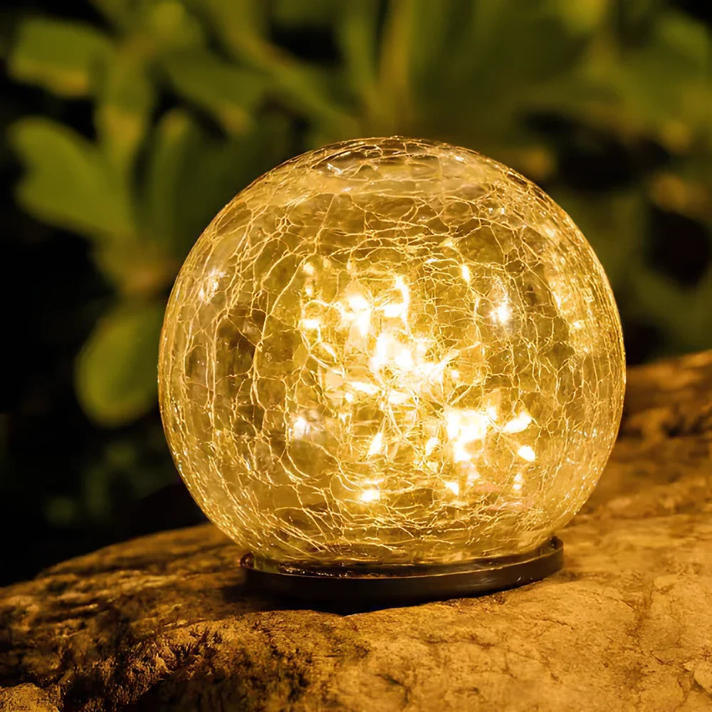 Outdoor Solar Powered Globe Lamp