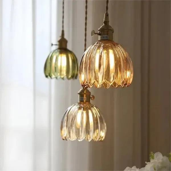 Stylish Glass Pendant Light in Floral Design
