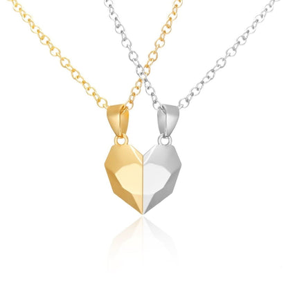 Magnetic Couple Pendant Necklace for Forever Love