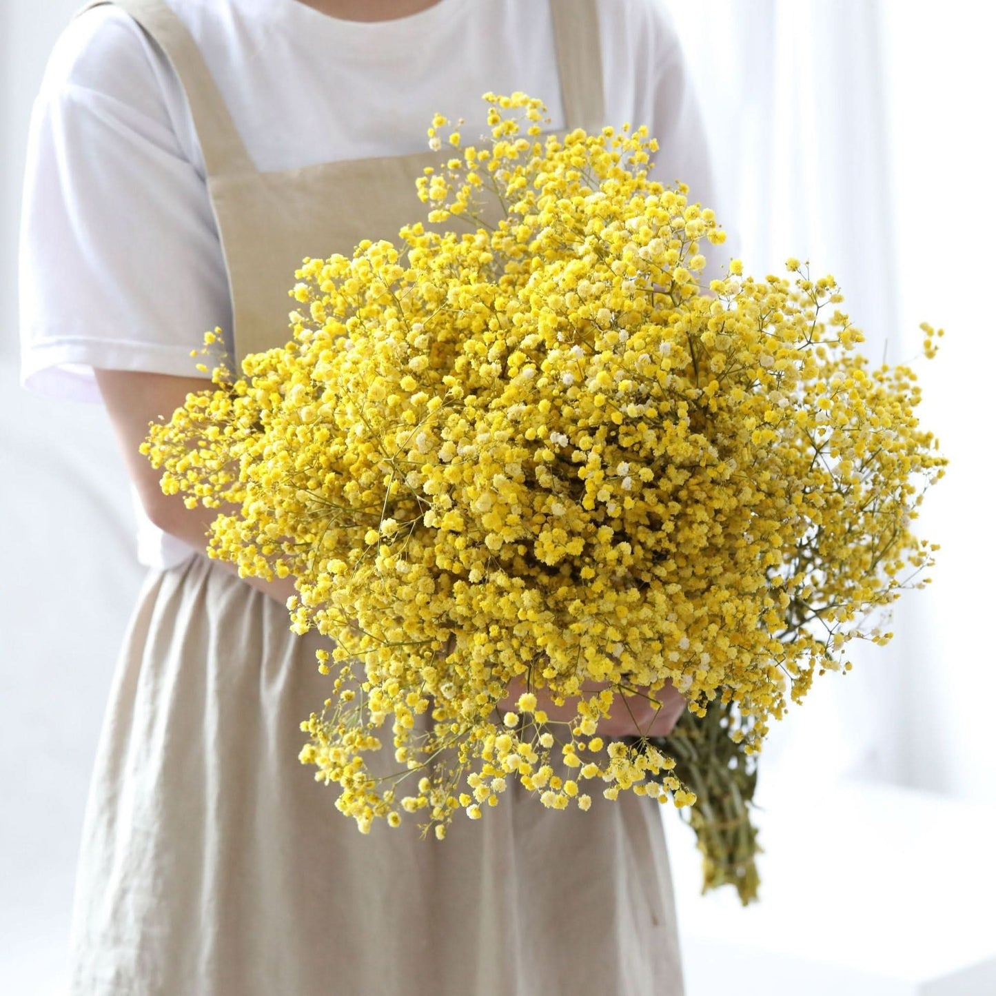 Realistic Air Dried Baby Breath Floral Arrangement