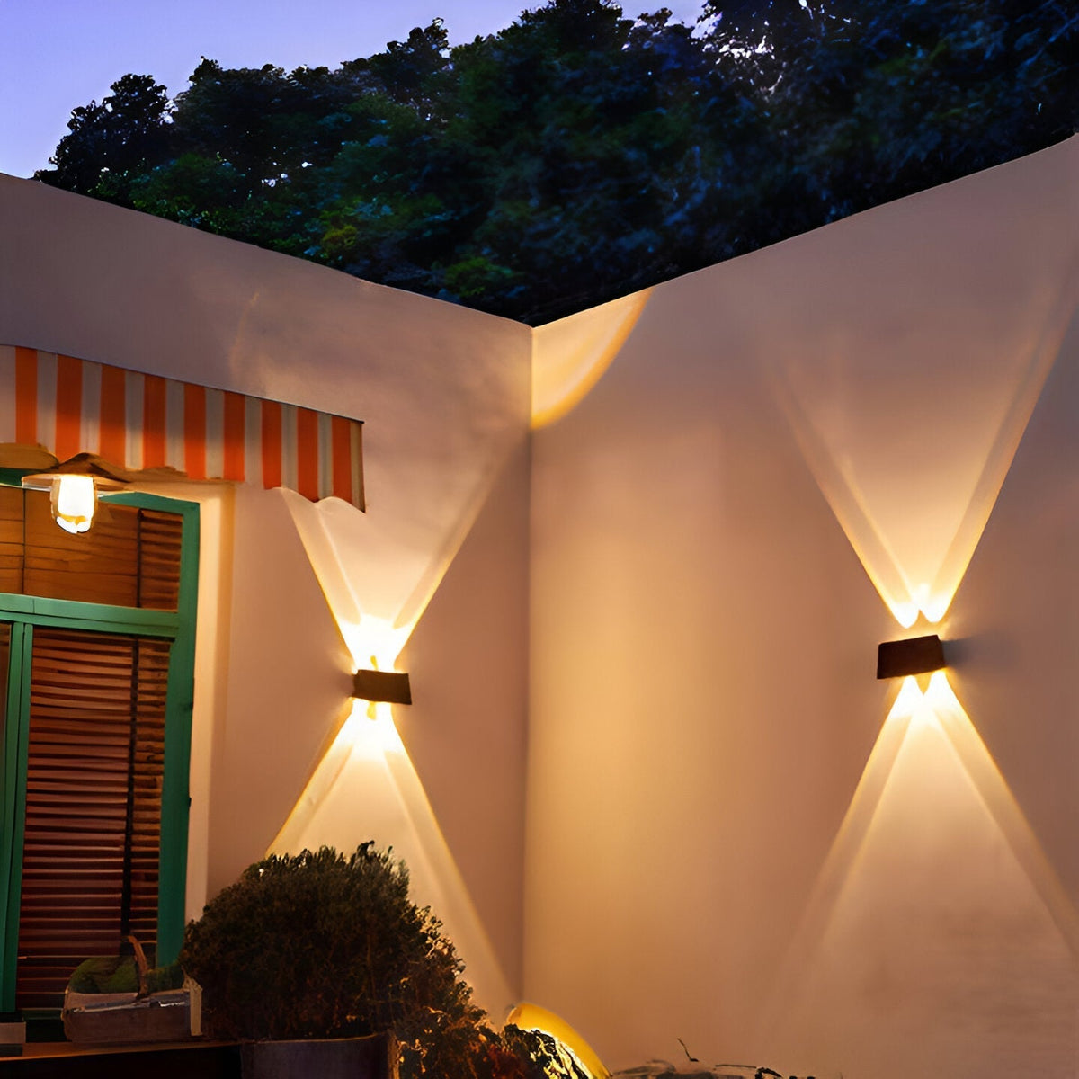 Outdoor Solar Powered Wall Lamp with Dual LED Lights